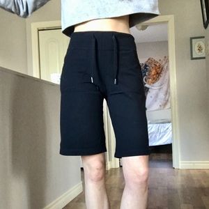Lululemon wide-legged shorts with pockets